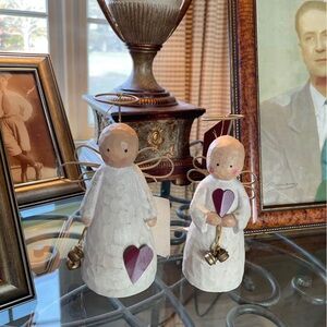 Charming Angel Figurines with Heart Accents